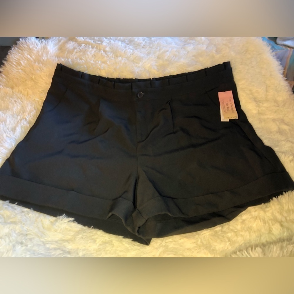 VENUS Women's Black Shorts size 20 NWT 🖤✔️ - Picture 7 of 12